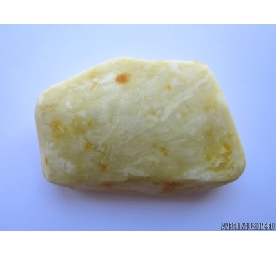 Genuine WHITE COLOR BALTIC AMBER Stone. 97 grams #st-038